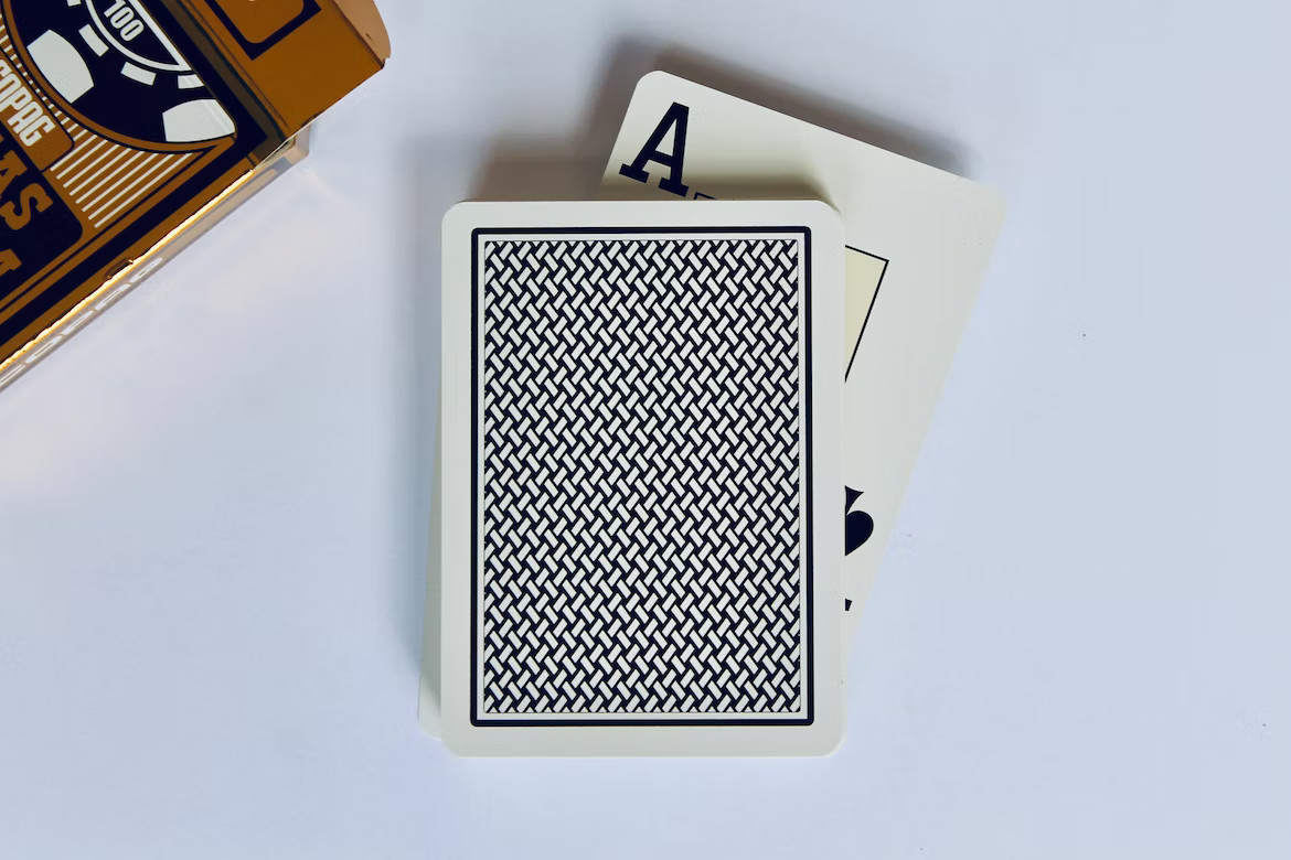 What to Choose for the Perfect Poker Card Game for 2 Players